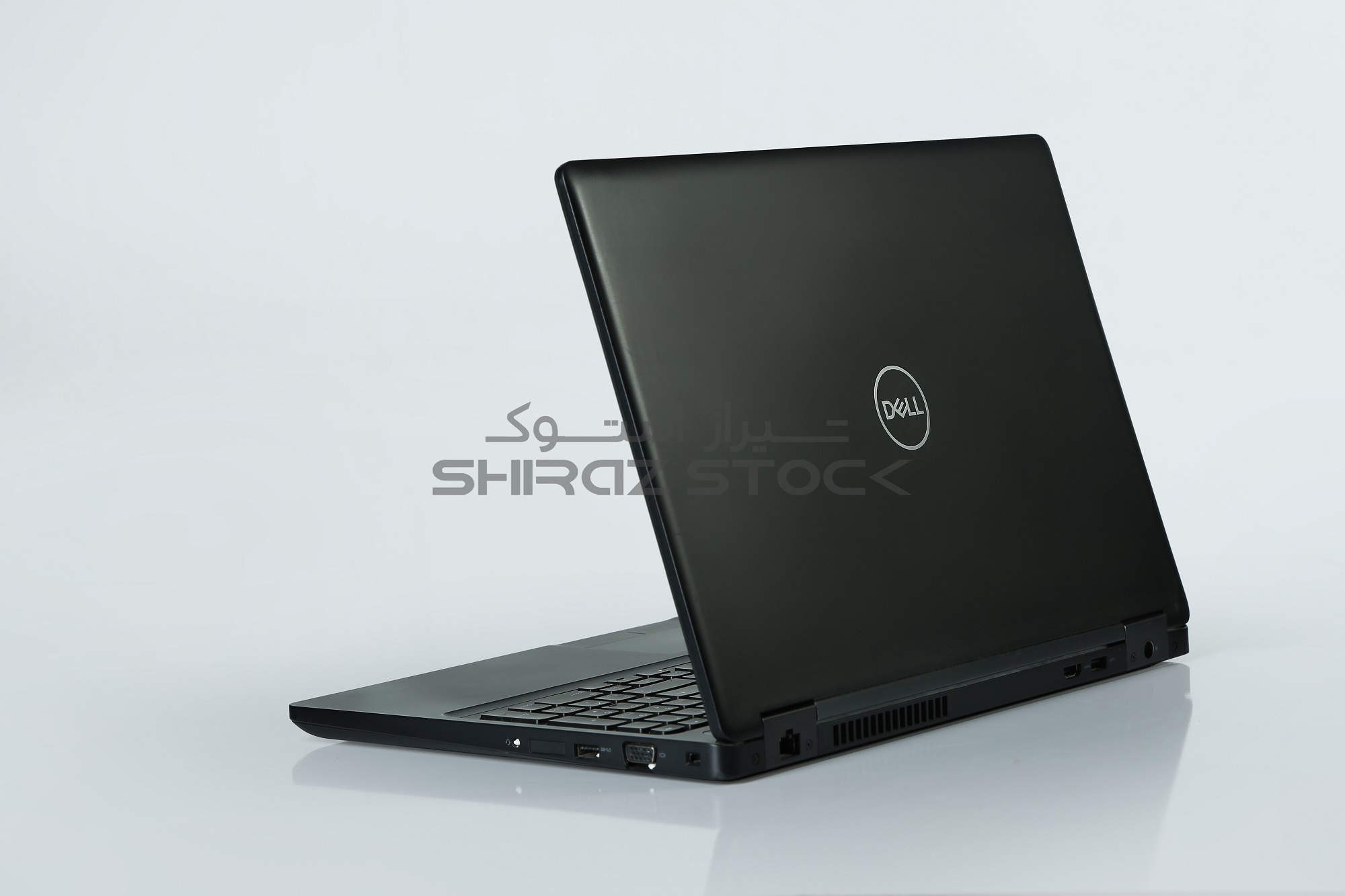 BACK DELL Latitude 5590
