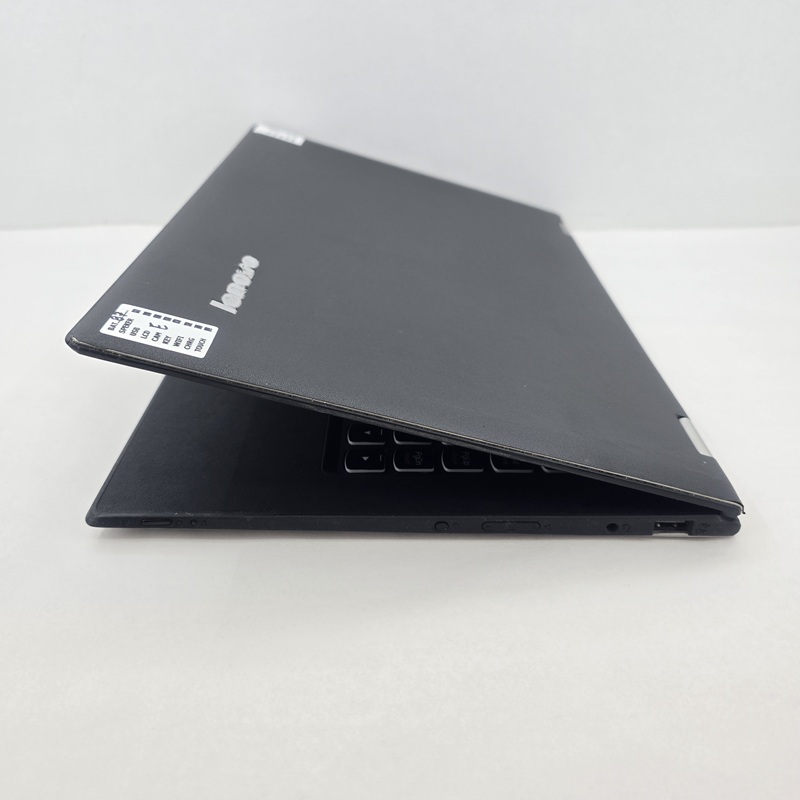 ظاهر و نمای کناری لپ تاپ استوک LENOVO Yoga 2 PRO